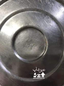 کتری برنجی روسی قدیمی با مدلی خاص مهردار ارتفاع تا دسته ۳۲ سانت سالم و تمیز