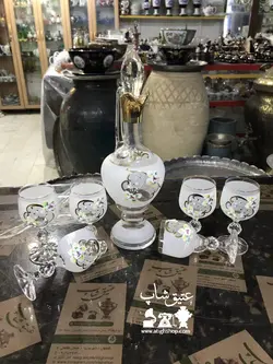 تنگ و جام چک قدیمی کاملا سالم و تمیز نقاشی کار دست ارتفاع تنگ ۳۵ سانت