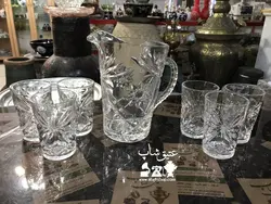 پارچ و لیوان ستاره آمریکایی قدیمی تمام ترشدار و سنگین کاملا سالم و نو ارتفاع پارچ ۲۲ لیوان ۱۲ سانت