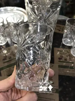 پارچ و لیوان ستاره آمریکایی قدیمی تمام ترشدار و سنگین کاملا سالم و نو ارتفاع پارچ ۲۲ لیوان ۱۲ سانت