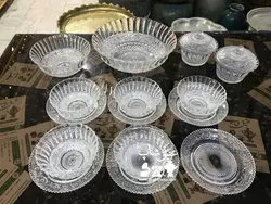 آجیل خوری و دو عدد قندان قدیمی ساخت اندونزی فوق العاده زیبا و کم یاب کاملا سالم و نو (یک عدد پیاله کم دارد از قیمت اصلی کسر شد )