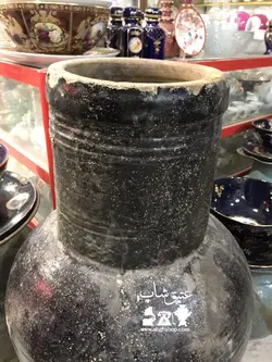 خمره لعابدار قدیمی با قدمت بالا سایز بزرگ ارتفاع ۱ متر قطردهانه ۲۸ دورشکم ۱۷۰