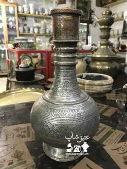 تنگ مسی قاجاری تمام دور تا دور قلم کهنه و زنده ارتفاع ۳۳،کاملا سالم و فوق العاده زیبا ،موزه ای و کلکسیونی