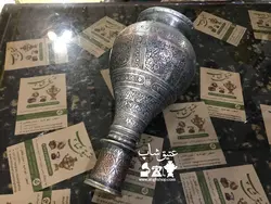 تنگ مسی قدمتدار صفوی، دور تا دور تمام قلم کهنه و زنده، کلکسیونی و موزه ای