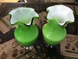 یک جفت گلدان بغدادی سبز کوچک قدیمی