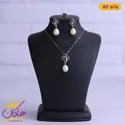 نیم ست نقره زنانه طرح گل و آویز مروارید