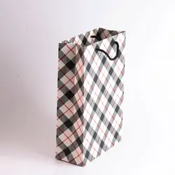 ساک دستی چارخونه ای کد 022