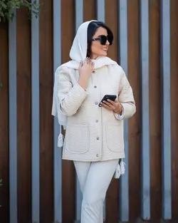 کاپشن 6 دکمه