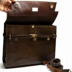 کیف اداری چرم مگادث