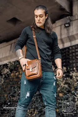 کیف دوشی چرم جانسون