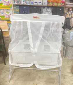 تخت و گهواره تاشو کودک