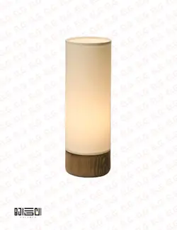 چراغ رومیزی چوبی انگاره مدل بلوط 2