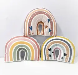 کوسن کودک طرح رنگین کمان