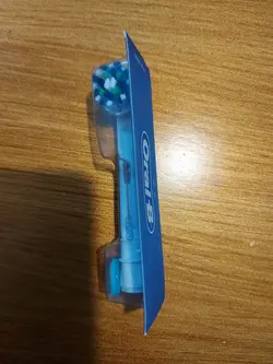 مسواک برقی اورال بی اصل مجارستان مدل-oral-B vitality cross action 2D
