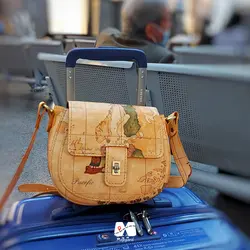 کیف رو دوشی طرح نقشه جهان قدیمی دست دوز