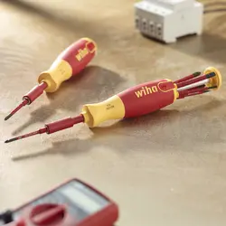 پیچگوشتی دسته عایق دارای 6 بیت نازک و بلند در دسته خود | آسان صنعت نمایندگی WAGO و SCAME - راه اندازی تابلو برق