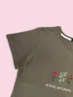 تیشرت گلدوزی طرح گل