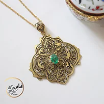 آویز طلا زمرد - فروشگاه آنلاین اکسسوری انگشتر طلا زمرد دست ساز