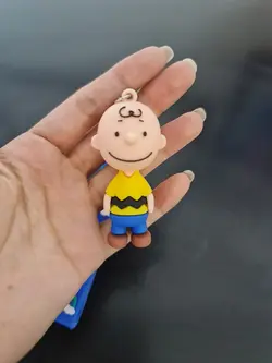 جاسوئیچی/ آویز طرح چارلی بروان