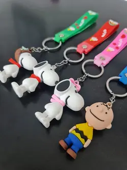 جاسوئیچی/ آویز طرح اسنوپی صورتی