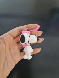 جاسوئیچی/ آویز طرح اسنوپی صورتی