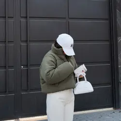 کاپشن کراپ پفی ☁️🤍