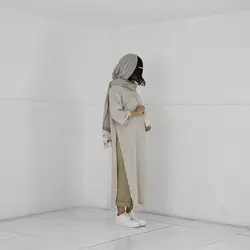 پیراهن چاک دار وال