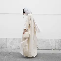 پیراهن دکمه چوبی