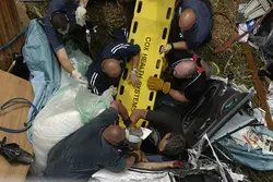 وبینار محدود سازی حرکات ستون مهره ها، بیحرکت سازی اندام ها و انتقال مصدومین