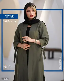 مانتو جلوباز بلند مدل تیار جنس پارچه کرسپو آستین بند دار کد 702