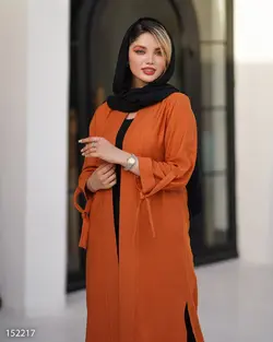 مانتو جلوباز بلند مدل تیار جنس پارچه کرسپو آستین بند دار کد 702