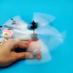 عروسک پروازی