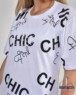 4958 - تیشرت منجوق دوزی طرح CHIC  بسته 10 عددی ( عمده )