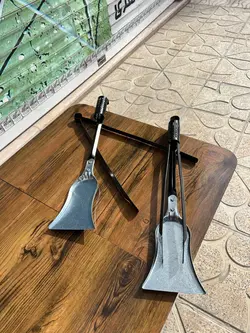 انبر بیلچه فلزی