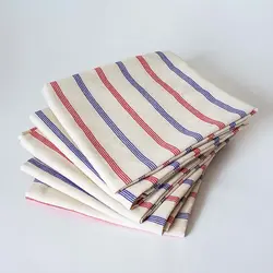 سفره پارچه ای سفید