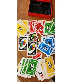 بازی کارتی اونو (UNO)