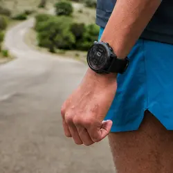 Garmin fēnix® 7 – Sapphire Solar Edition (Black DLC Titanium with Black Band)