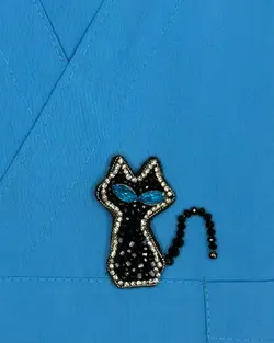 سنجاق سینه گربه آبی