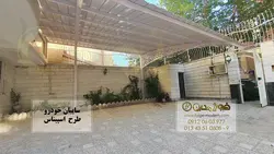 سایبان پیچ و مهره‌ای طرح اسپیناس - فورژ مدرن