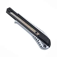 کاتر تویو پلاستیکی نقره ای Toyo 18mm