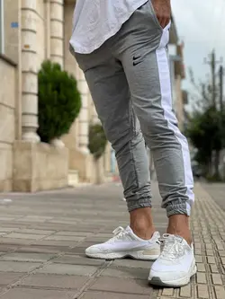 اسلش راحتی برند دو نایک با کیفیت عالی همراه با  قواره خوب در 2 رنگ