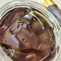 کرم دور چشم خاویار طلای سیاه جومتام