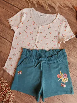 شورتک گل و پروانه - شیک و پیک