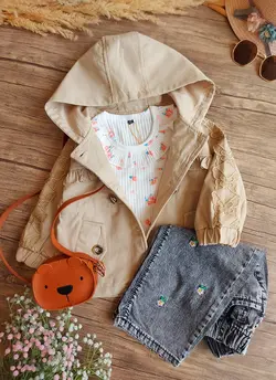 کت بارونی پروانه