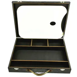 جعبه چوبی رنگ و ابزار نقاشی