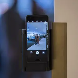 هولدر موبایل رومیزی و دیواری چسب دار stick it نانو تکنولوژی