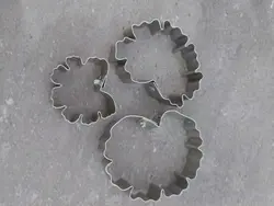 کاتر فلزی سه تیکه برگ گل شمعدونی  کد سایت A0015