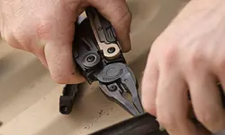 ابزار 16 کاره لدرمن مول Leatherman MUL Multi-Tools - خرید آنلاین لوازم و تجهیزات کمپینگ و کوهنوردی