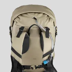 کوله پشتی ضد شن تهویه دار فورکلاز 30 لیتر Forclaz Desert Trekking Ventilated Sandproof Backpack - 30L - Desert 900 - خرید آنلاین لوازم و تجهیزات کمپینگ و کوهنوردی