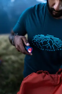 چراغ قوه فورکلاز - 100 لومن Forclaz Battery Flashlight - 100 Lumens - TL100 - خرید آنلاین لوازم و تجهیزات کمپینگ و کوهنوردی